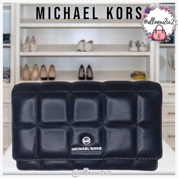 Michael Kors Black Quilted Lamb Smartphone Crossbodyw/LeatherChain - Picture 1 of 14